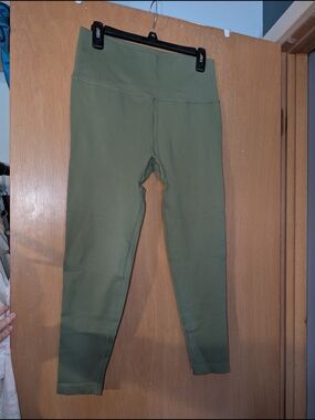 Women's Olive Green Ribbed High-Waist Leggings